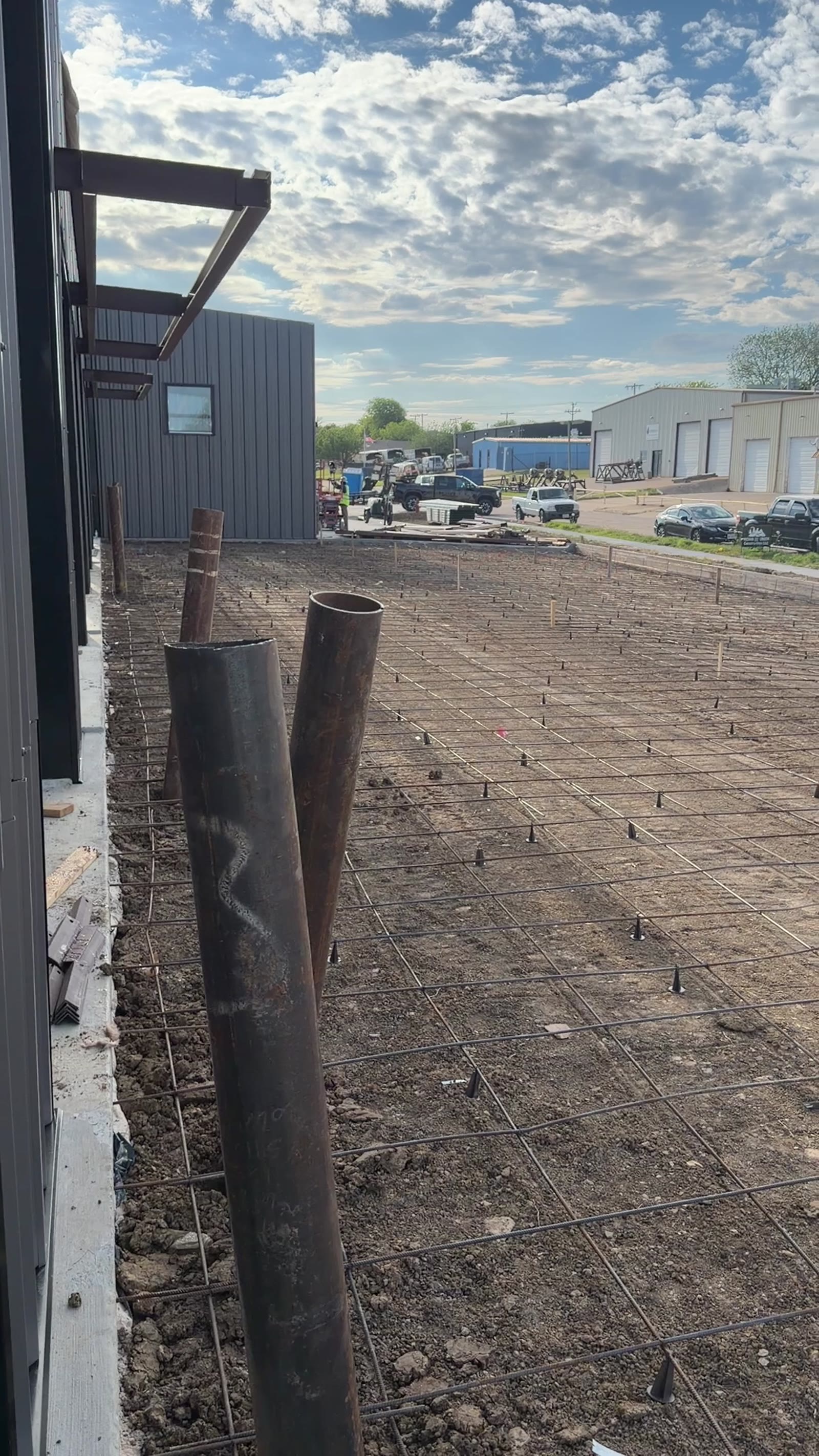 Rebar grid and formwork for commercial site concrete